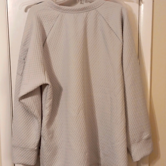 Nine West plus size pullover - Picture 5 of 5